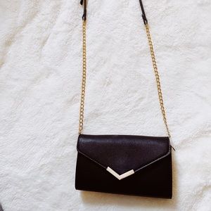 Women’s crossbody black bag